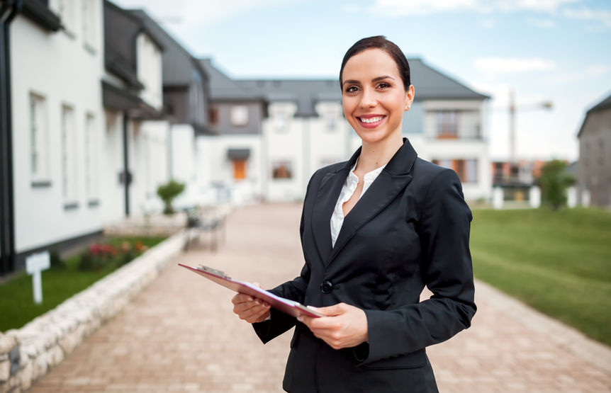 How Does a Luxury Real Estate Agent in Anthem Country Club Separate It From the Rest of Henderson’s Anthem?
